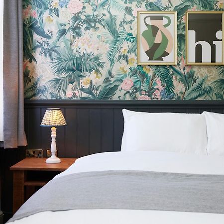 בקינגהאם The White Hart Inn By Greene King Inns מראה חיצוני תמונה
